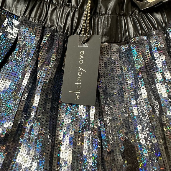 whitney eve sequin shorts Size Small NWT - Picture 2 of 4